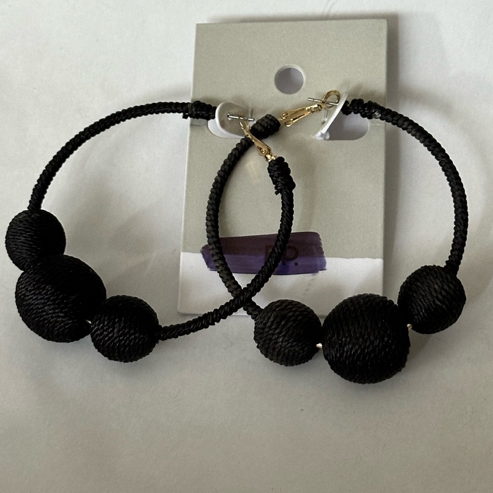 BP. Jewelry black thread hoop earrings